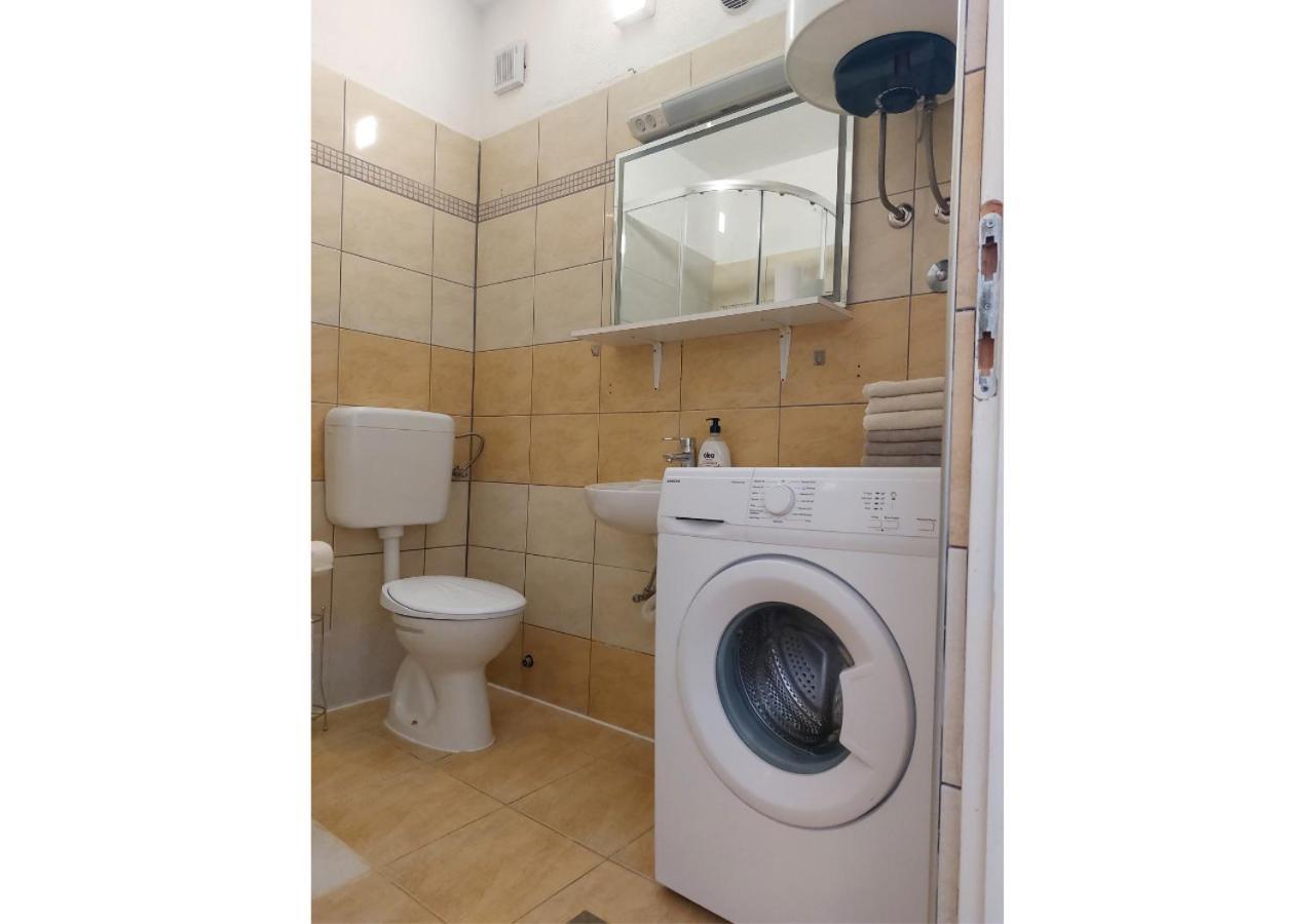 Apartman Dobric 파자나 외부 사진